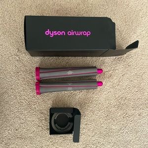 Dyson Airwrap 1.2” long barrel and filter cleaner